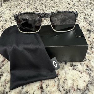 Oakley Twofaces
